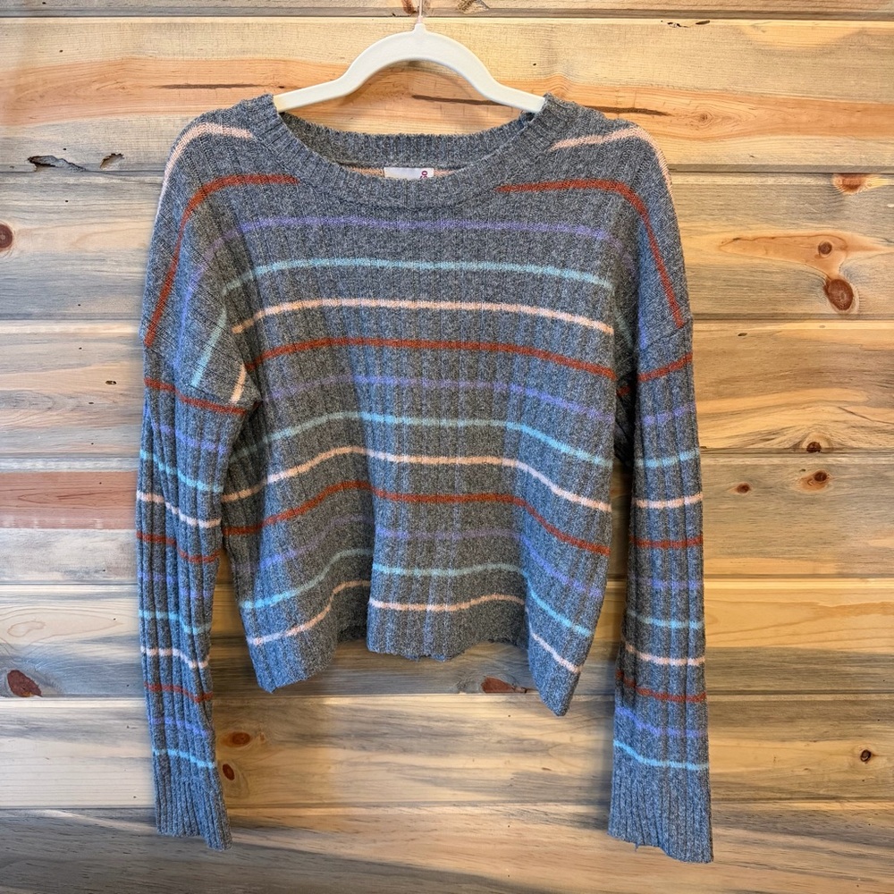 Cropped sweater